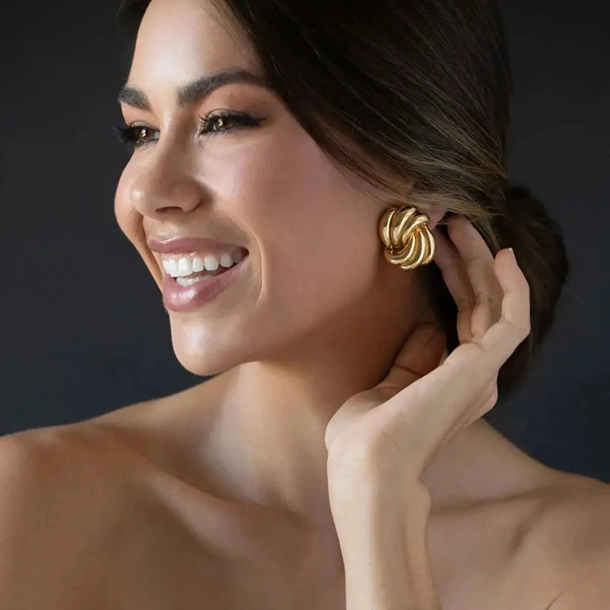 Chunky / E2901 E2901 Fashion Stud 18K PVD Gold Stainless Steel Jewelry Chunky Stud Texture Wave Earring Women Daily