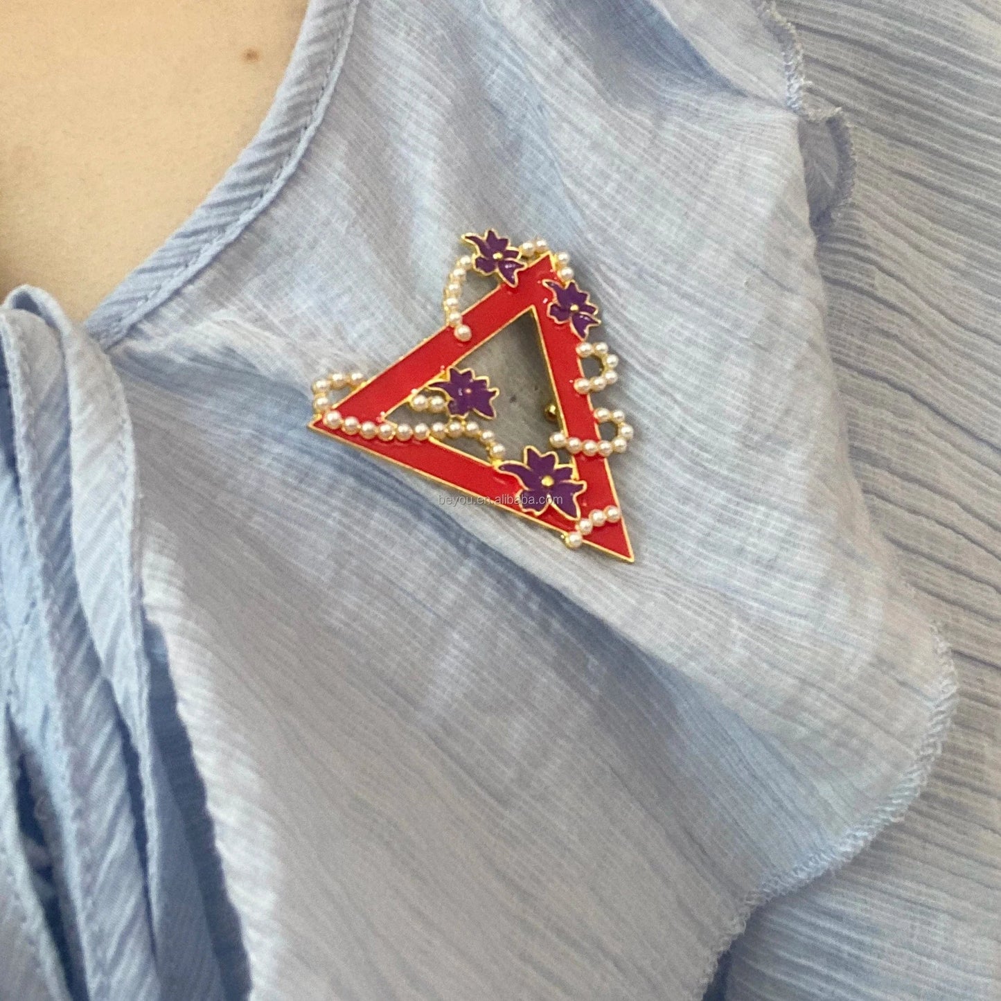 classic / 1 / Gold Plated Red DELTAVERSARY Diva Quality White Pearl Triangle Shape Brooch Purple Violet Greek Fellowship Society Lapel Pin Apparel Jewelry