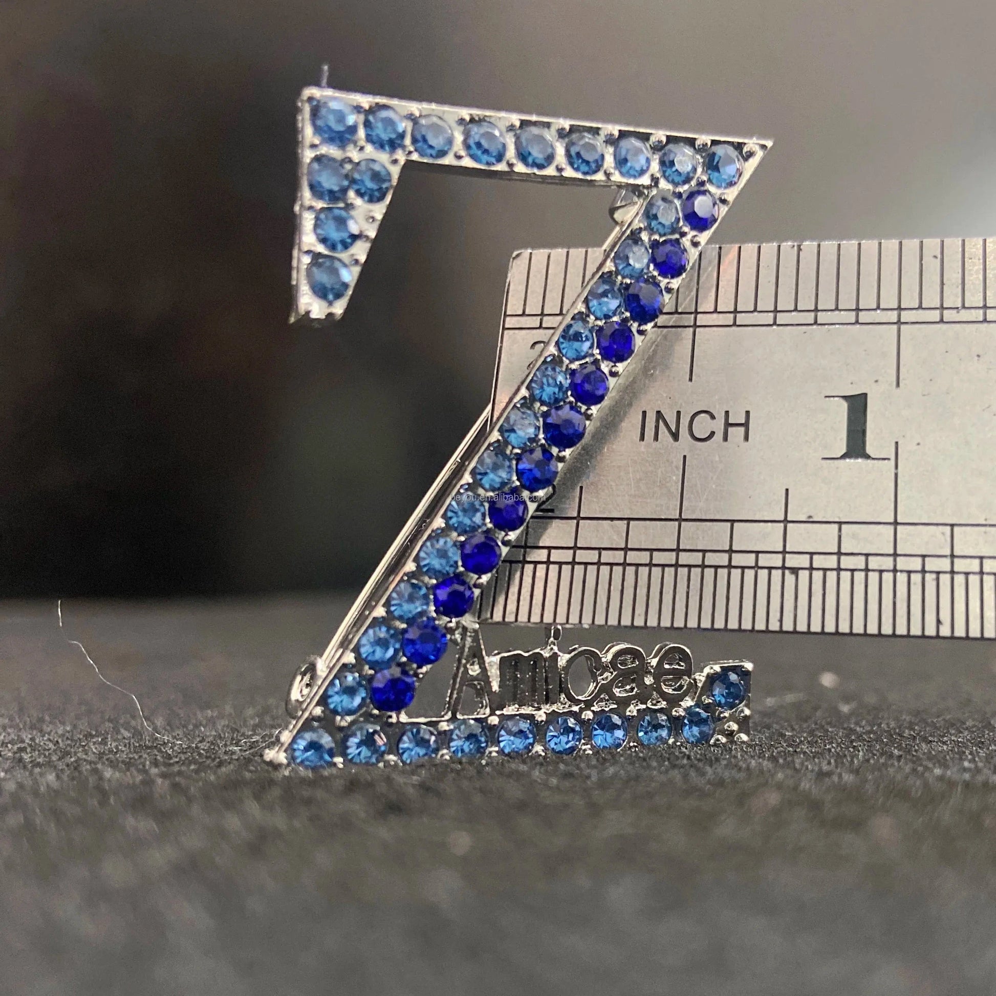 classic / Amicae / Blue White Zinc Plated Greek Letter Large Z Baby Dark Blue Rhinestone Amicae Brooch Pins Elegant Zeta Amicae Alloy Brooch For Women Jewelry Accessories
