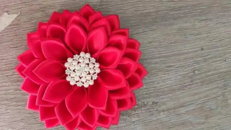 classic / Red / Other Customized Large Handmade Delta Purple Ribbon Red White Pink Green Sigma Pearl Soror Sorority Saint Flower Brooches Pin Jewelry