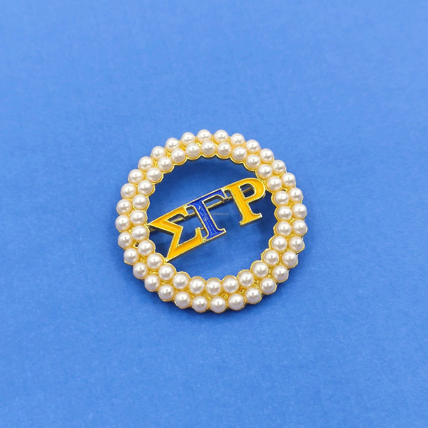 classic / SGR / Gold Plated Sigma Gamma Rho Round Circle Blue Yellow Rhinestones white Pearl brooches for women Brooch Lapel Pin Jewelry