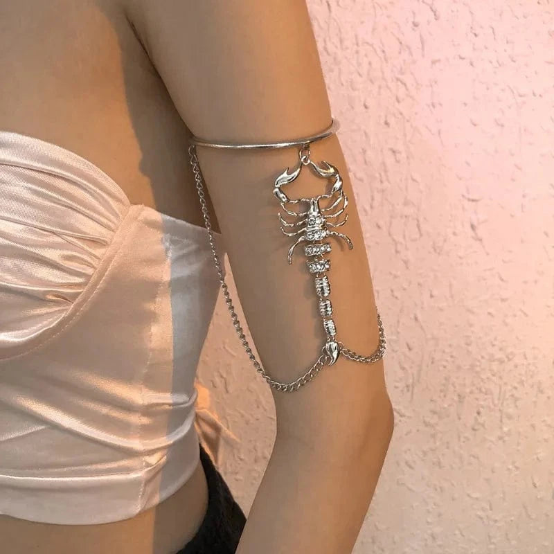 Creative Retro Diamond Bracelet Women New Styles For 2024 Upper Arm Cuff Bracelet Armband Individual Alloy Bracelet