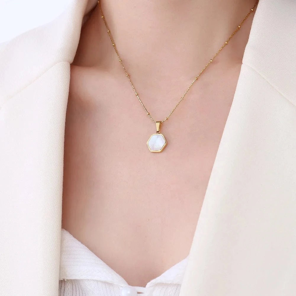 Custom Design Geometric White Sea Shell Acrylic Rhombus Square Round Necklace Jewelry
