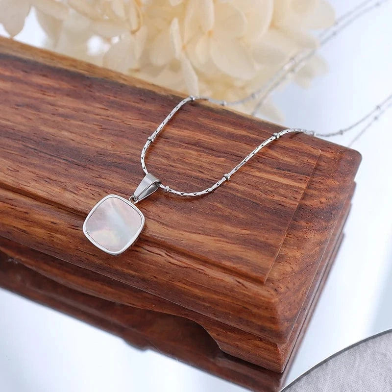 Custom Design Geometric White Sea Shell Acrylic Rhombus Square Round Necklace Jewelry