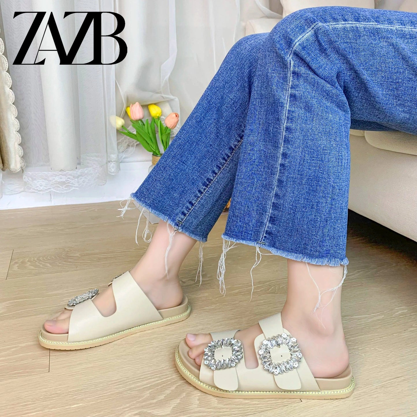 Customized designer shoes Metal button luxury slippers Women's and women's thick heel slippers Luxury women's fashion