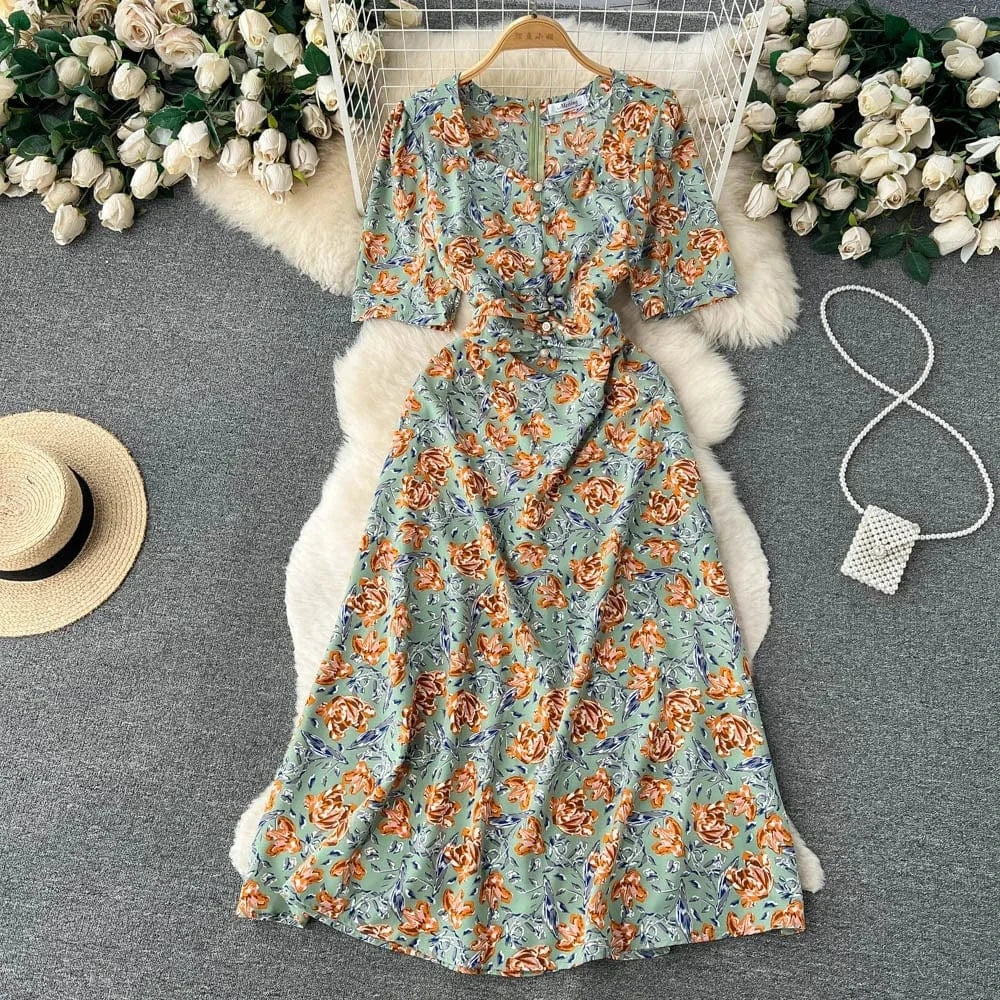 Customized Korean Retro Floral Mid Length Slim Fit Holiday Summer Dress