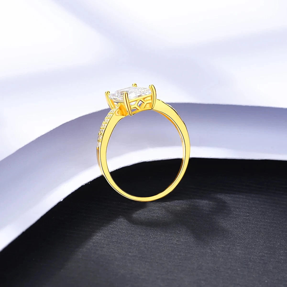 CZCITY Dainty Gold Unique Silver Lady 925 Trendy Cz Zircon Finger Golden Big Korean Emerald Cut Square Stone Ring