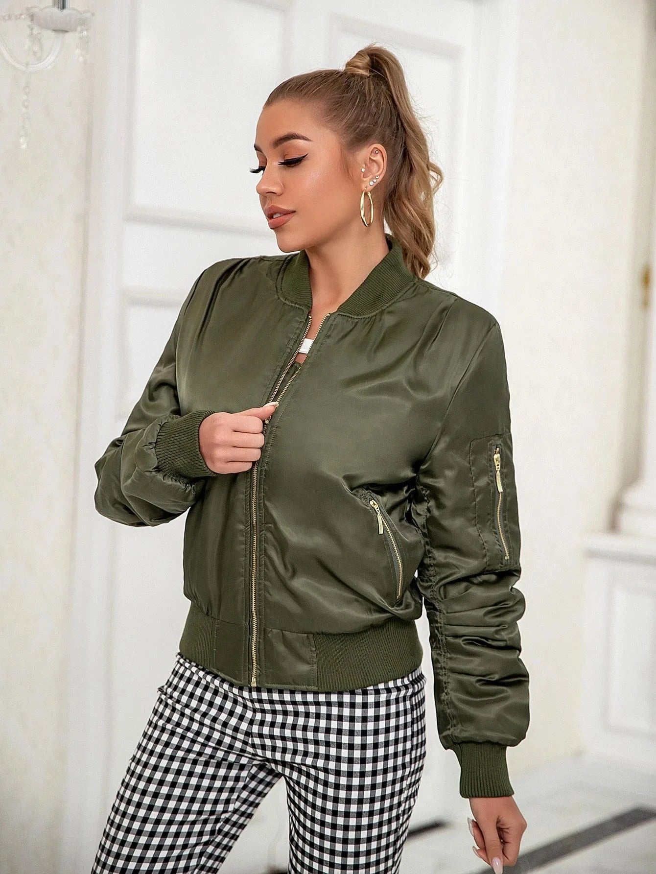 D&M 2024 New Top quality women's ultralight down jacket light breathable winter outdoor puffer down jacket hood women down coat