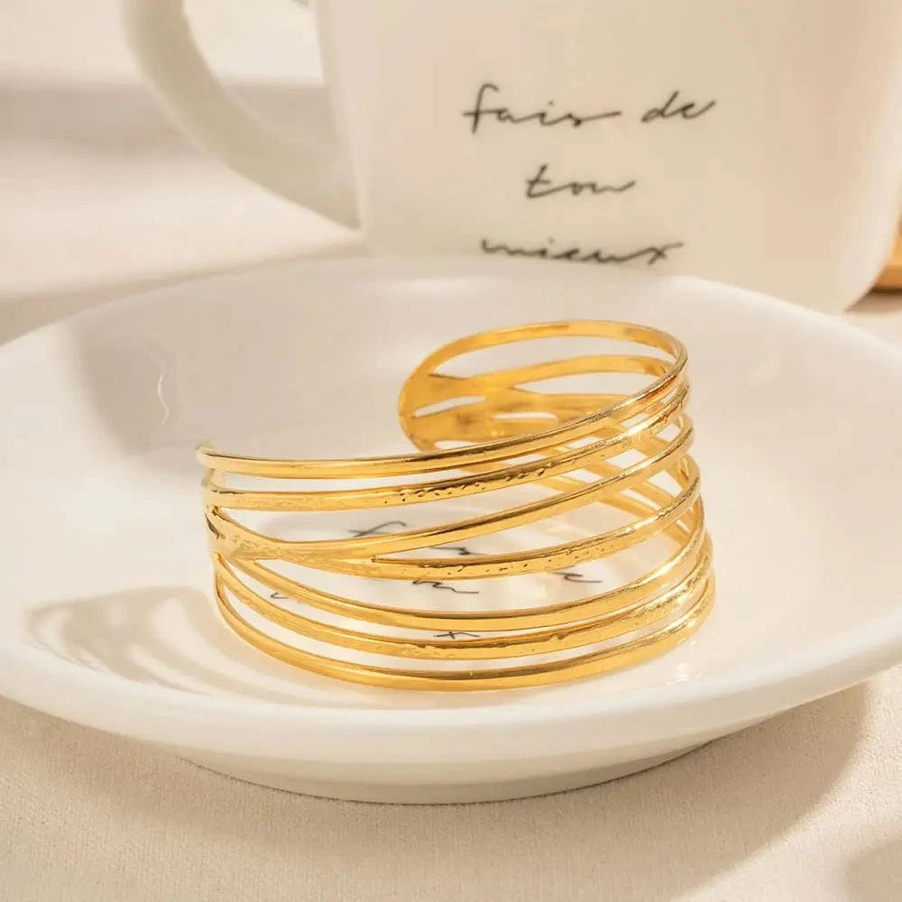 Dainty / Picture / BR984 BR984 Hollow Out Design Multilayer Bracelet 18K PVD Gold-plated Stainless Steel Texture Bracelet for Women