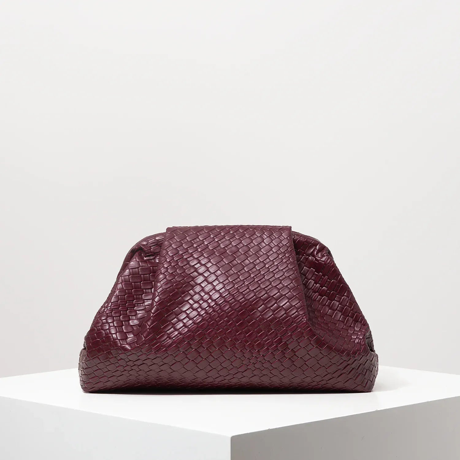Dark Red Vintage Artificial Leather Woven Pattern Clutch Bag，Burgundy Bag，Porm Dresses for Women，Large Capacity Women Purse