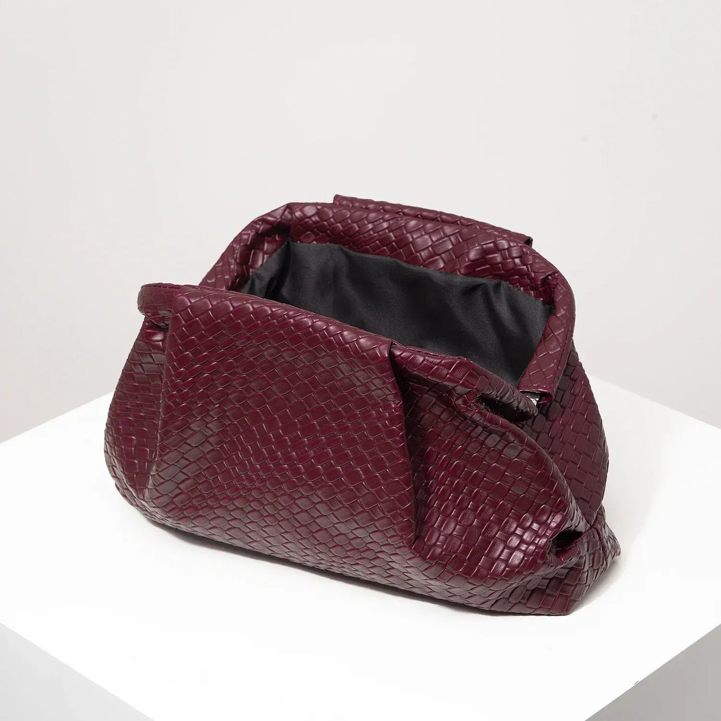 Dark Red Vintage Artificial Leather Woven Pattern Clutch Bag，Burgundy Bag，Porm Dresses for Women，Large Capacity Women Purse