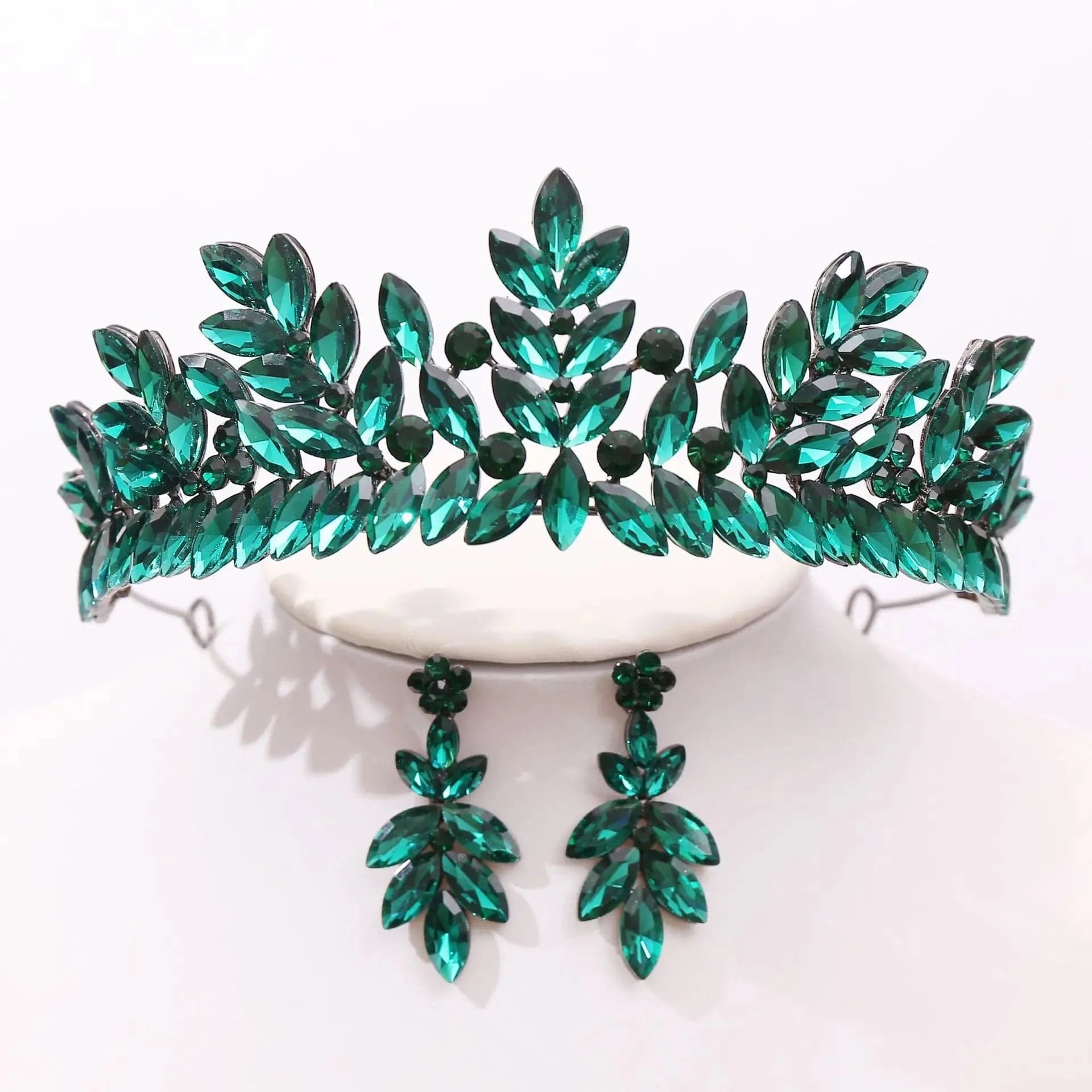 DIEZI Baroque Vintage Black Metal Green Red Crystal Opal Tiara For Women Wedding Party Dress Elegant Queen Bridal Bride Crown