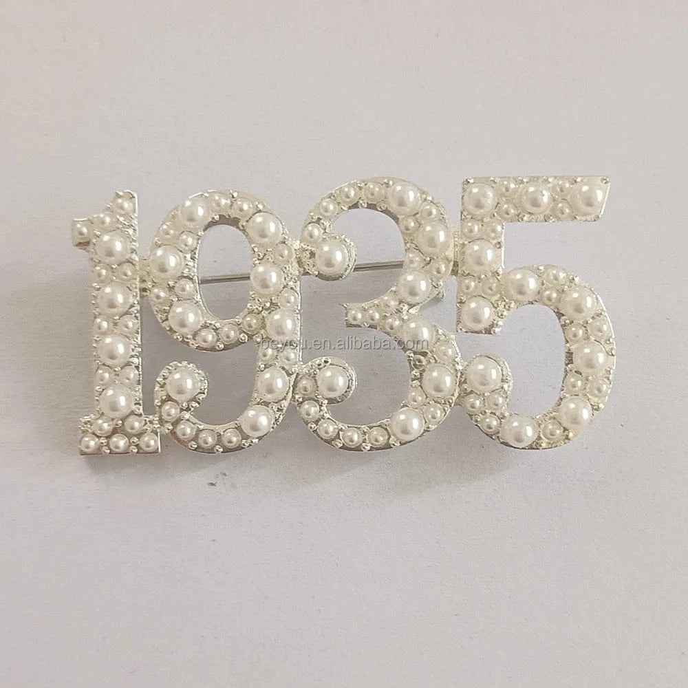 Digital 1920 1922 Fashion Metal Alloy Greek Sorority Brooch White Pearl Crystal Number Lapel Pin For Women Jewelry Accessories