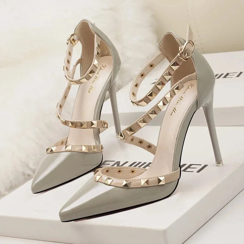 Drop shipping Sexy nightclub stiletto women high heels shallow mouth pointed rivet hollow sandals
