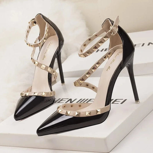 Drop shipping Sexy nightclub stiletto women high heels shallow mouth pointed rivet hollow sandals