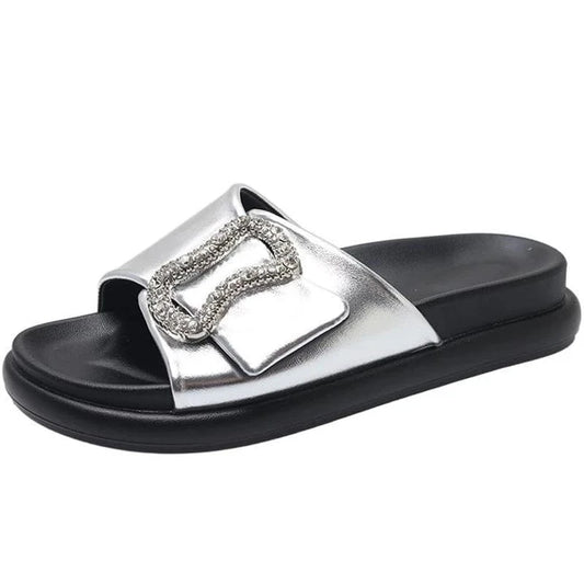 Dropshipping Custom Logo 2024 Summer New Sliver Rhinestone Buckle Slippers  Breathable and Anti-Slip Ladies Flat Sandals