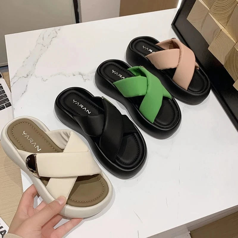 Dropshipping Custom Logo Summer INS Style Women`s Flat Slippers Fashion Comfortable Outdoor Beach Slides Slippers