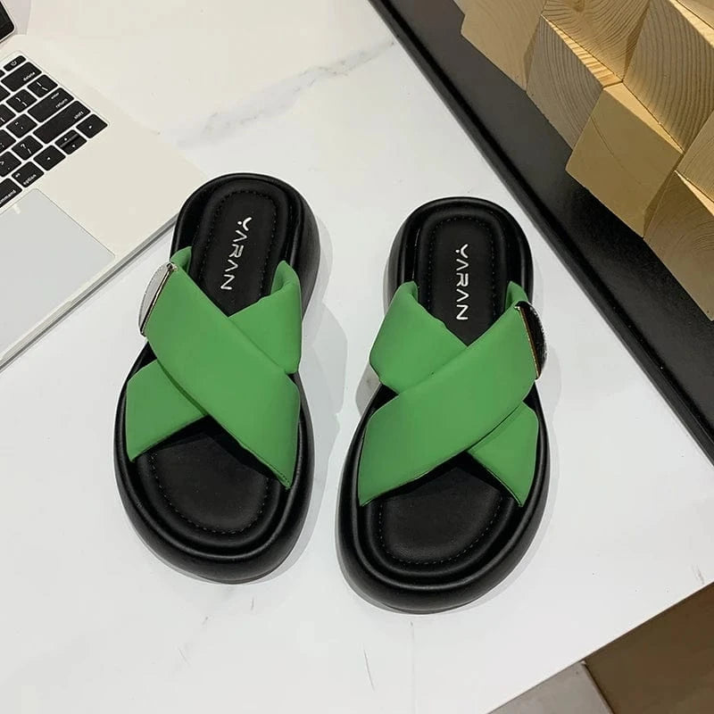 Dropshipping Custom Logo Summer INS Style Women`s Flat Slippers Fashion Comfortable Outdoor Beach Slides Slippers
