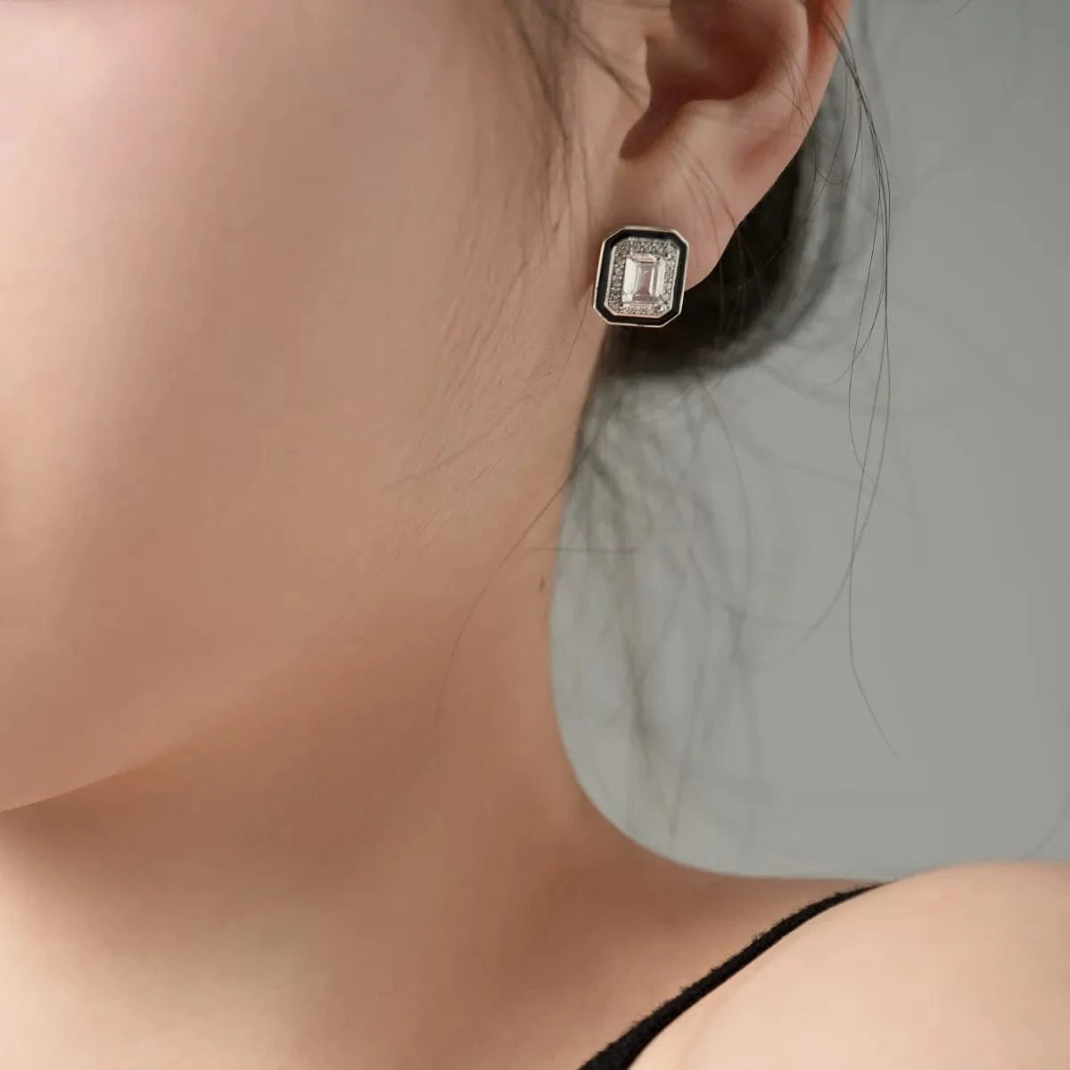 DY1D0308-S-W-WH Dylam Enamel Earring High Quality Square Cut Cz Zirconia Sterling Silver 925 Stud Earrings Women Jewelry Set Bulk Wholesale