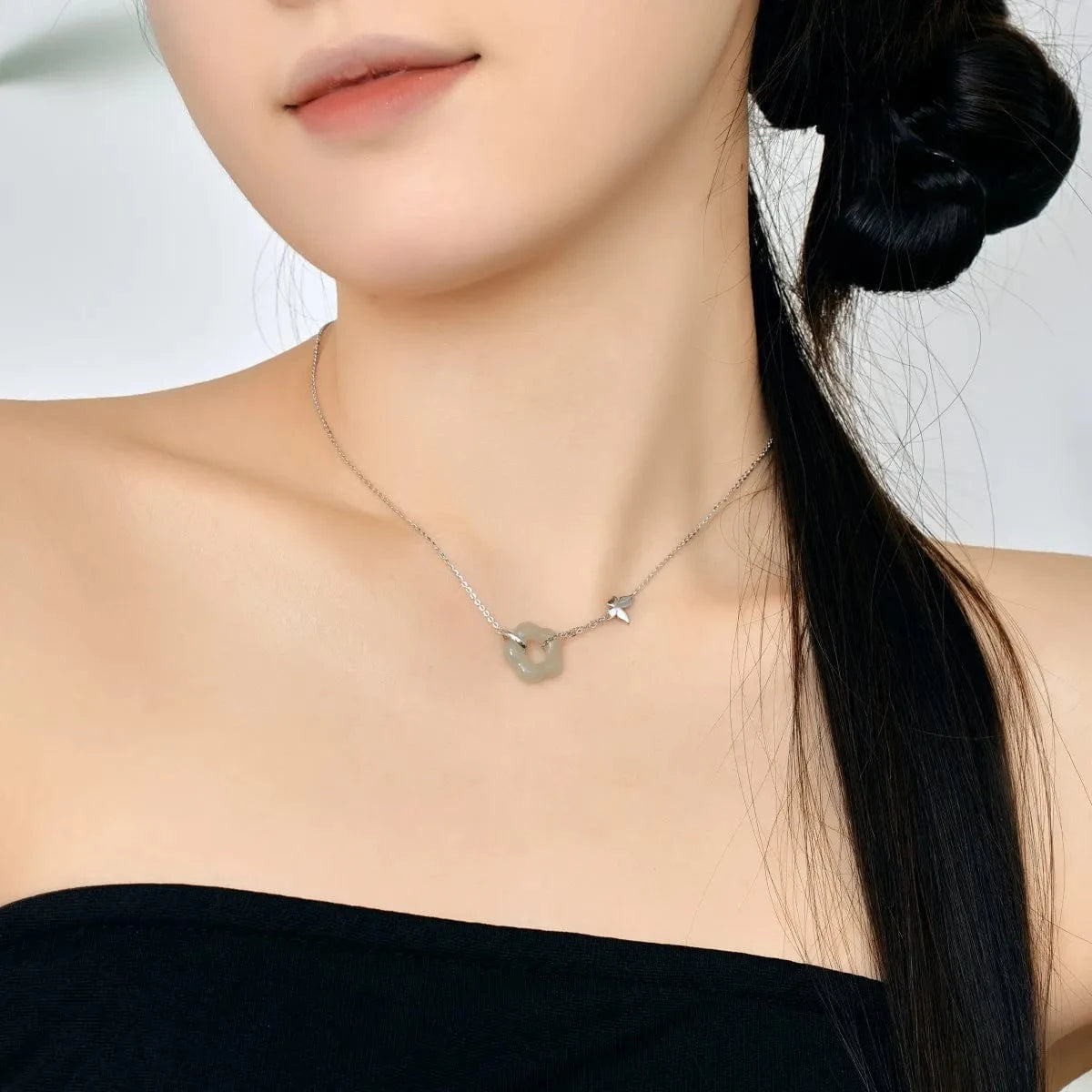 Dylam 925 Sterling Silver 22K Gold Plated Choker Flower Butterfly Jade Dangle Necklace Hetian Floral Jade Charm Necklaces Women