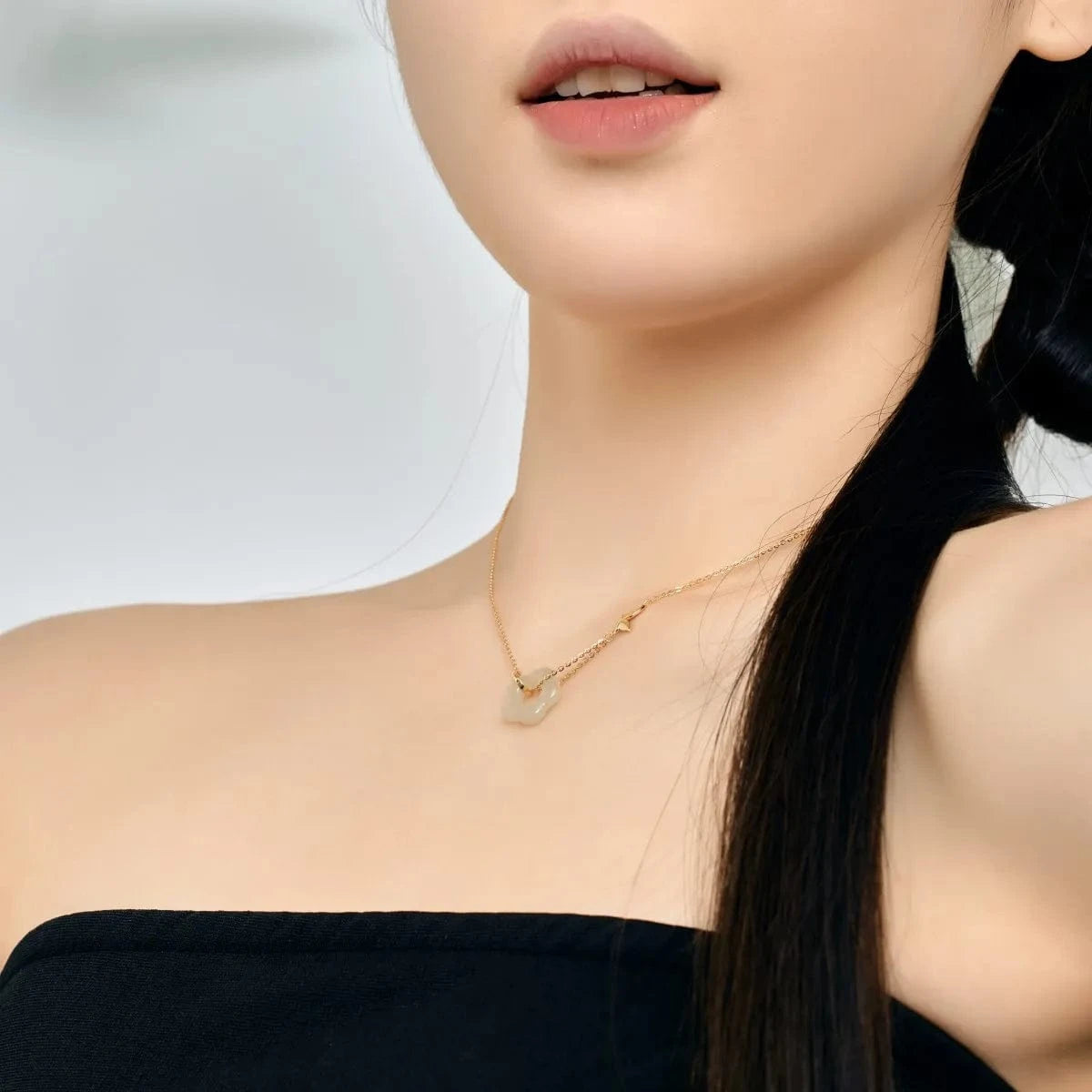 Dylam 925 Sterling Silver 22K Gold Plated Choker Flower Butterfly Jade Dangle Necklace Hetian Floral Jade Charm Necklaces Women