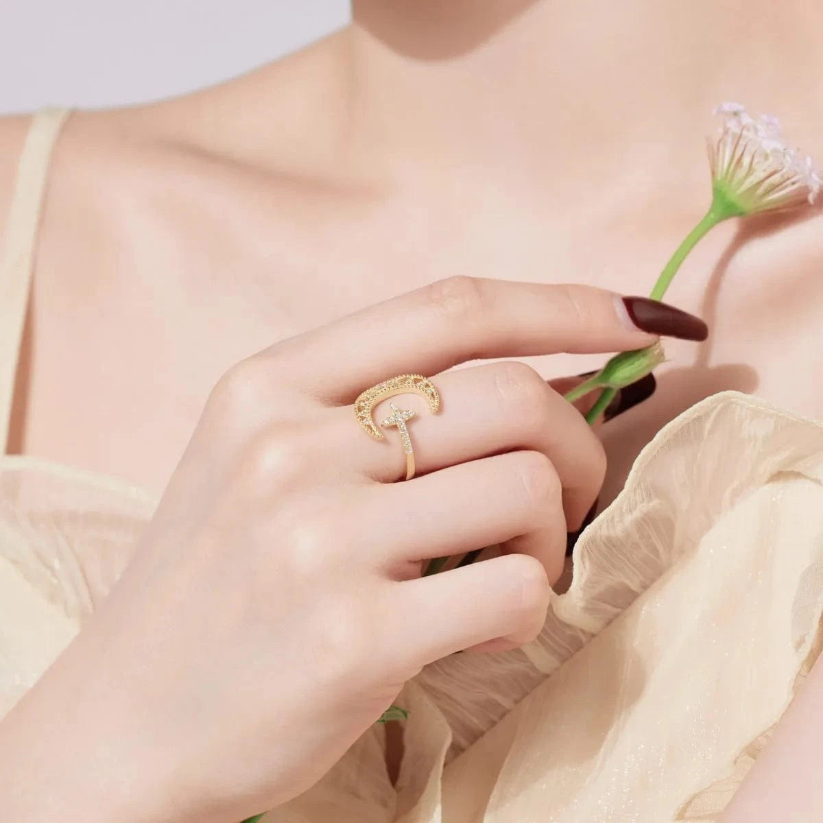 Dylam Factory 925 Silver Ring Cz Zircon Light Luxury Elegant Hollow Moon Star Design 18K Gold Open Adjustable Rings For Women