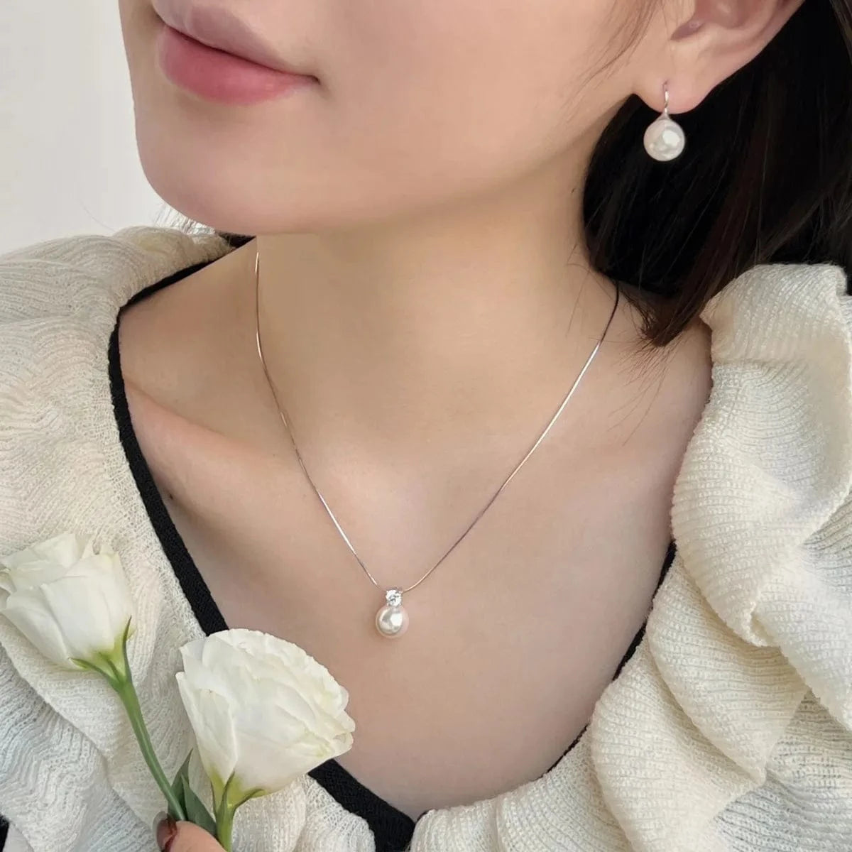 Dylam Fine Jewelry 925 Sterling Silver Shell Pearl Earring Cz Cubic Zirconia Wholesale Drop Natural Pearl Huggies Earrings Women