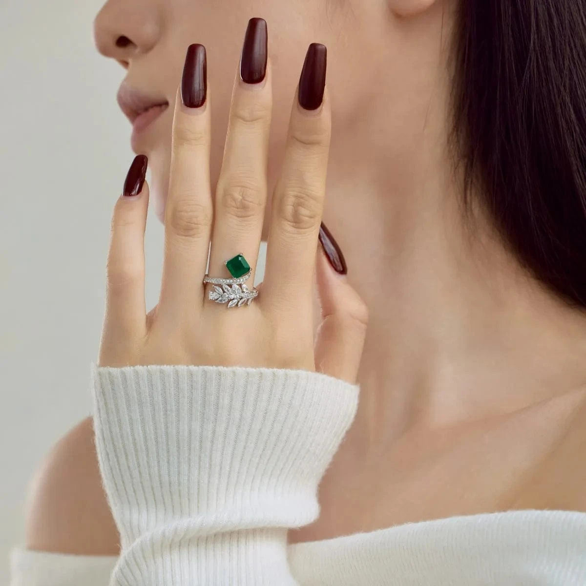Dylam New Arrival Ice Flower Cut S925 Silver Emerald Green Diamond Ring Creative Design Cz Cubic Zirconia Leaf Marquise Rings