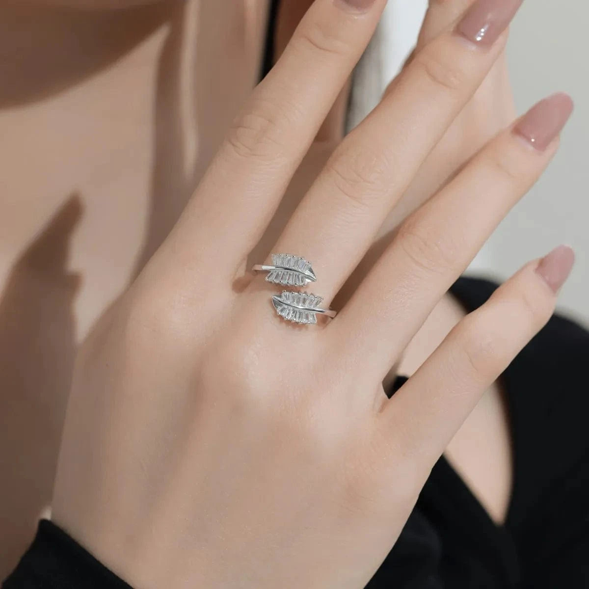 Dylam Oem Odm Sparkling S925 Sterling Silver Jewelry 18K Gold Plated 5A Cz Cubic Zircon Ring Eternity Leaf Rings For Women