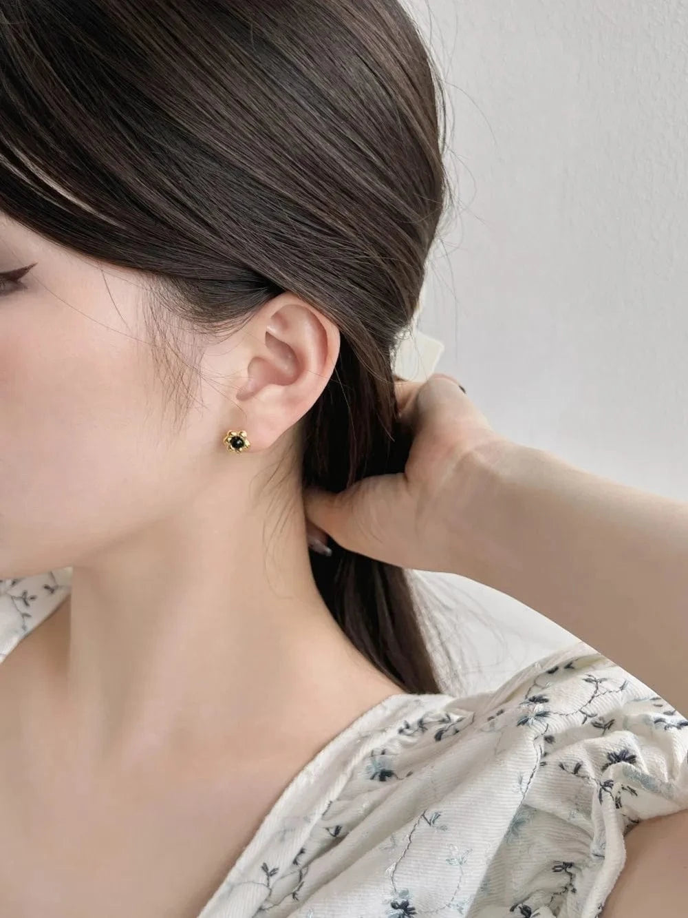 Dylam Oem Odm Trendy Fast Shipping Flower Shape 925 Sterling Silver Stud Earring 18K Gold Plated Studs Earrings Jewelry Women