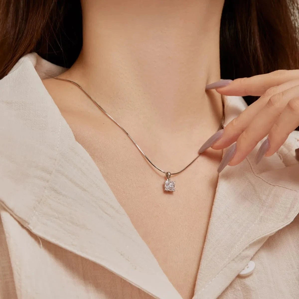 Dylam S925 Sterling Silver Clavicle Chain Necklace Geometric Color Zirconia Design Woman Snake Bone Chain Wholesale Jewelry