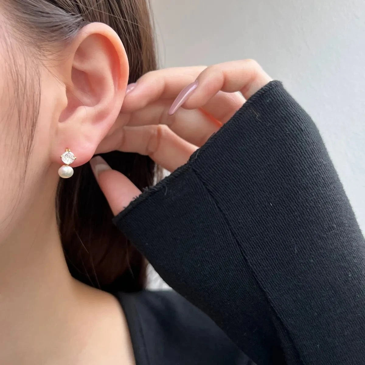 Dylam Simple Design Cz Cubic Zirconia Jewelry 925 Sterling Silver Huggie Earring 18K Gold Plated Pearl Hoops Earrings Women