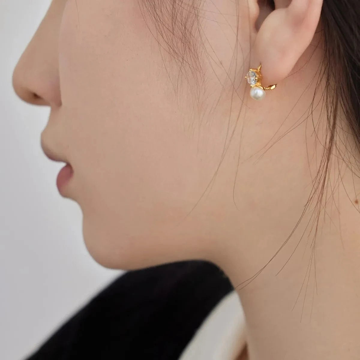 Dylam Simple Design Cz Cubic Zirconia Jewelry 925 Sterling Silver Huggie Earring 18K Gold Plated Pearl Hoops Earrings Women