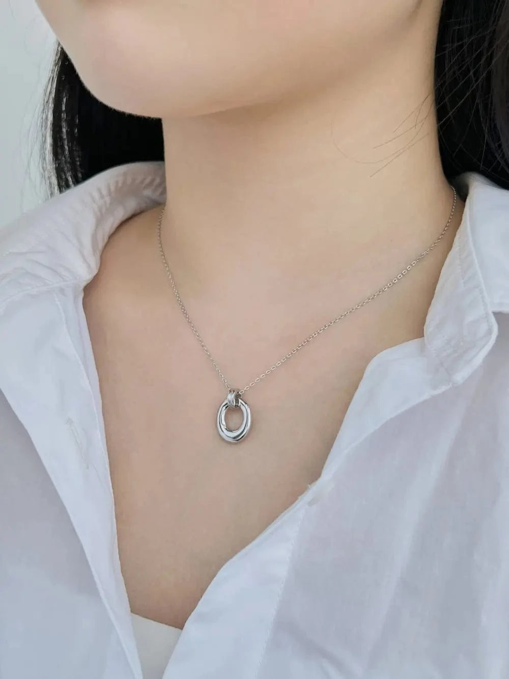 Dylam Stylish Minimalist Design Jewelry Women S925 Rhodium 18K Gold Plated Circle Hallow Out Smooth Surface Pendant Necklace