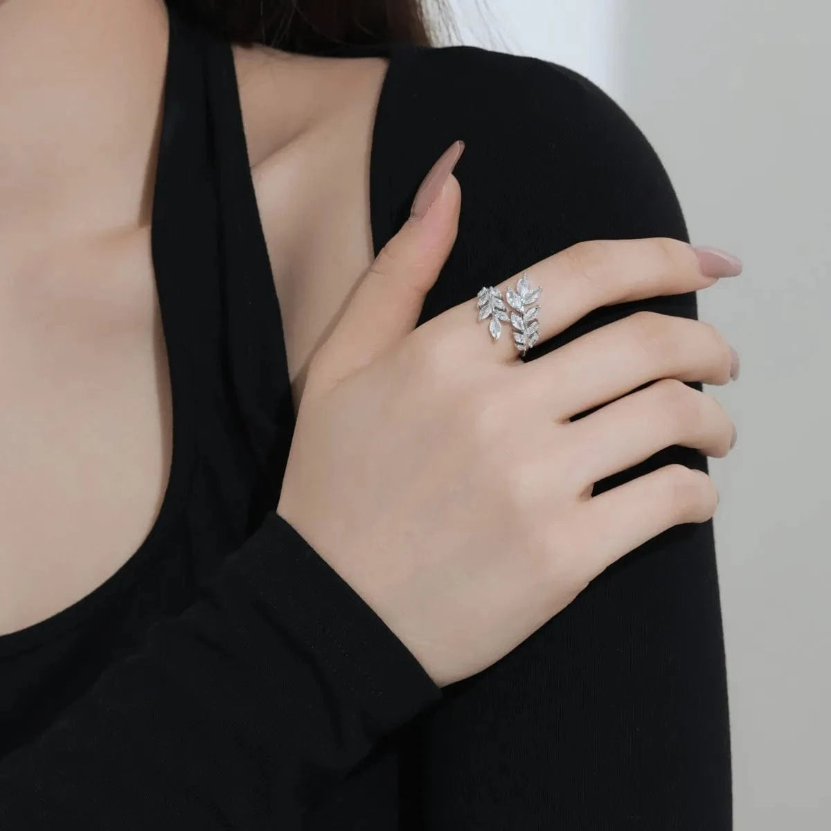 Dylam Wholesale Customized Luxury Fine Jewelry White Cz Zirconia Leaf Classic S925 Silver Ring 18K Gold Plated Rings For Women