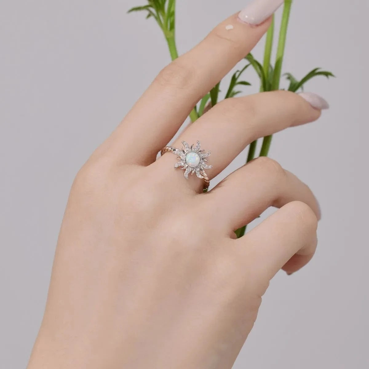 Dylam Wholesale Finger Jewelry 925 Sterling Silver Blue Opal Ring Cubic Zirconia Stone 18K Gold Plated Sun Shape Ring For Women