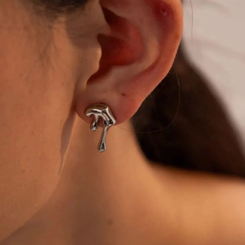 E2087 18k Gold Plated Stainless Steel Irregular WaterDrop Asymmetric Melting Ice Design Stud Earring