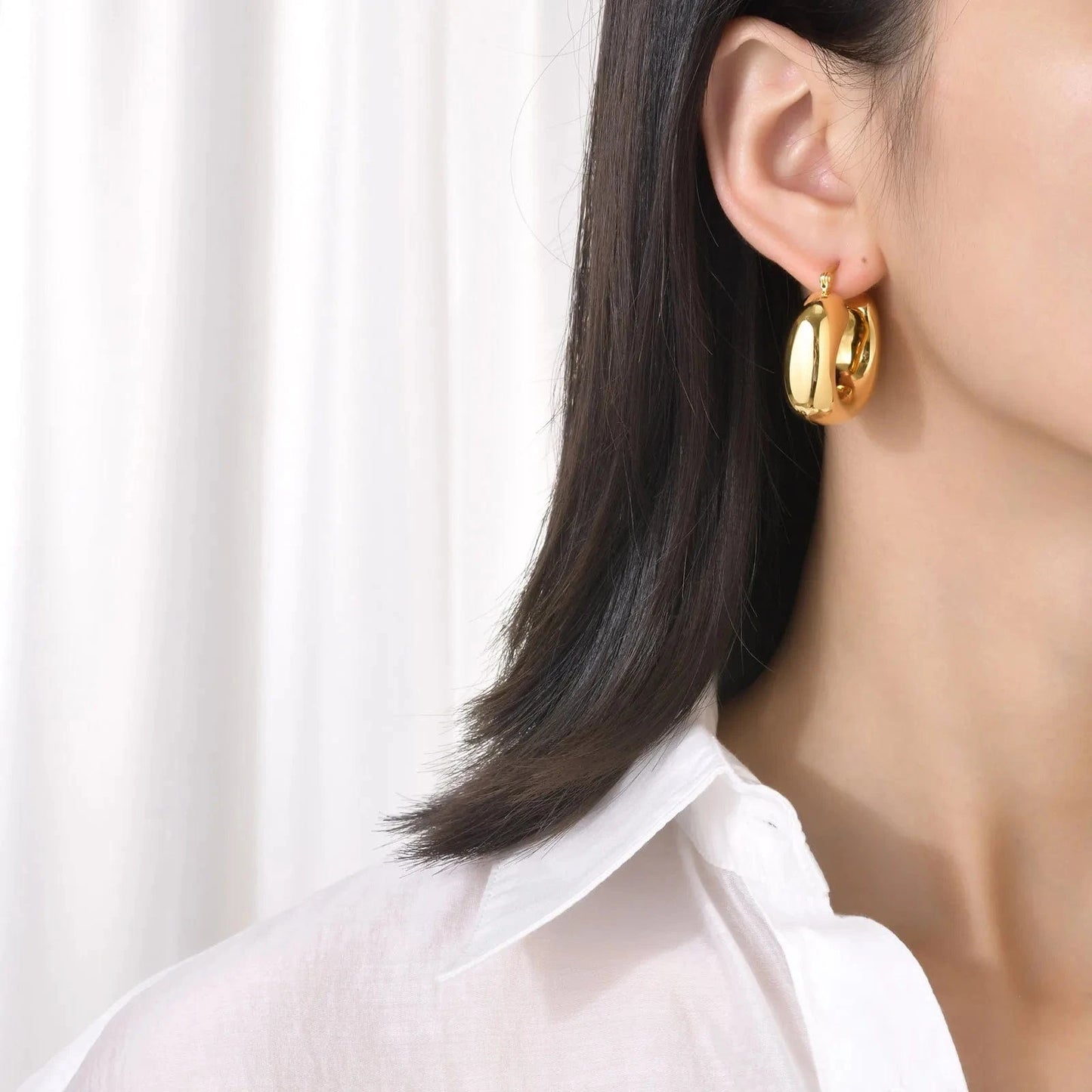 E2237 E2237 Charm 18K Gold Plated Stainless Steel Jewelry Gift Waterproof CC Shaped Chunky Earrings for Women