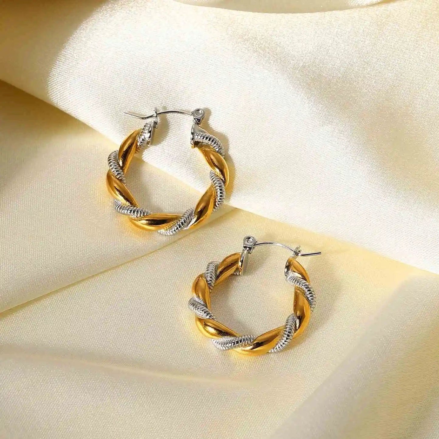 E2247 E2247 Waterproof Jewelry Stainless Steel Silver Croissant Earring Special Double Twisted Hoop Earring