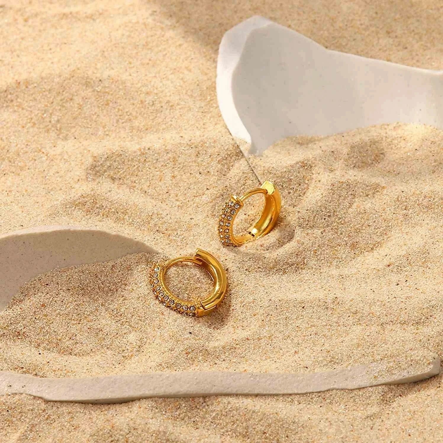 E2258 E2258 18K Gold Plated Clear Zircon Paved Hoop Earrings Waterproof Stainless Steel Zircon Huggie Earring
