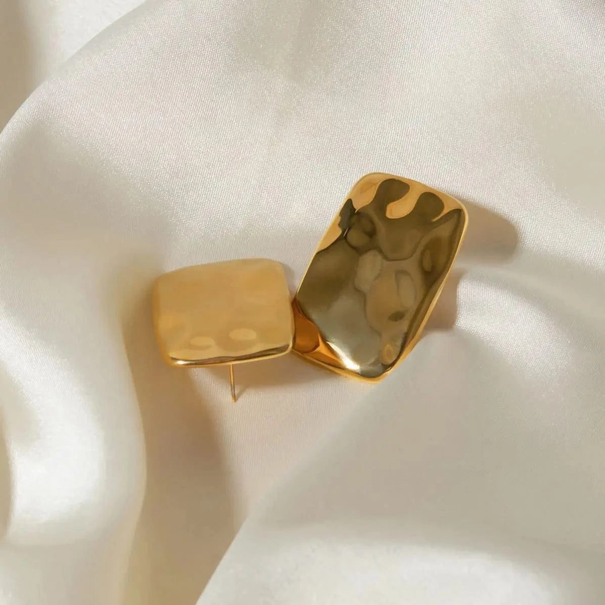 E2909 E2909 Jewelry High Polish 18K Gold Plated Stainless Steel Big Chunky Texture Square Hammer Stud Earring