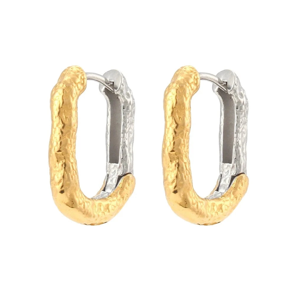 E6976_Double Matte Engraved Texture Stainless Steel Gold Plated U Shape Huggie Hoop Earrings 18k Gold Plated Jewelry