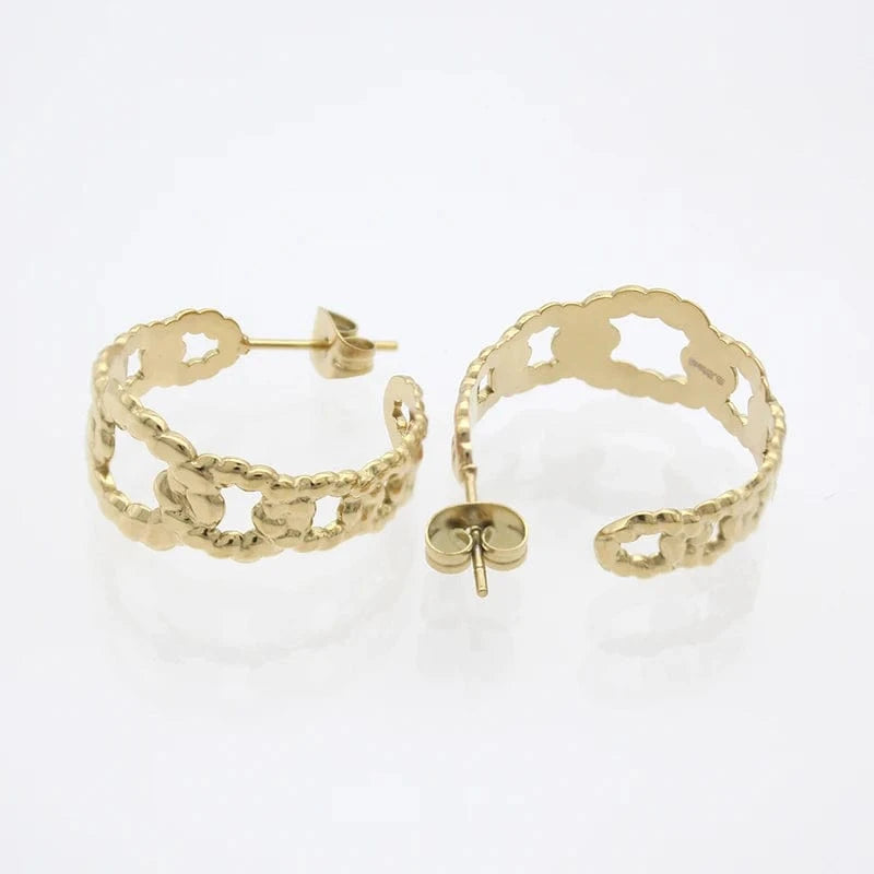 earring / Gold European American hot sale fashion Circle C type personality stainless steel 14k gold plated simple earrings for girls