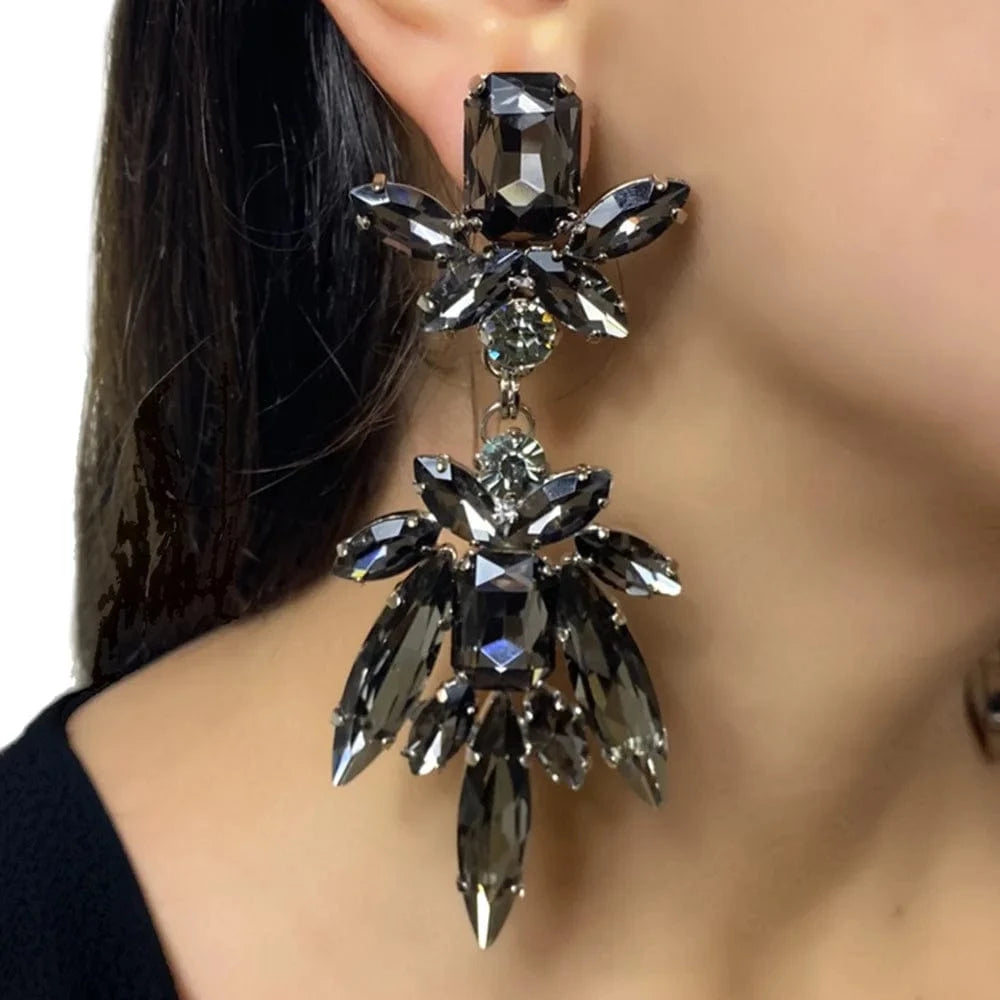 Elegant Black Rhinestone Crystal Pendant Earrings Sophisticated Eye-catching Luxury Design Jewelry for Women Accessory