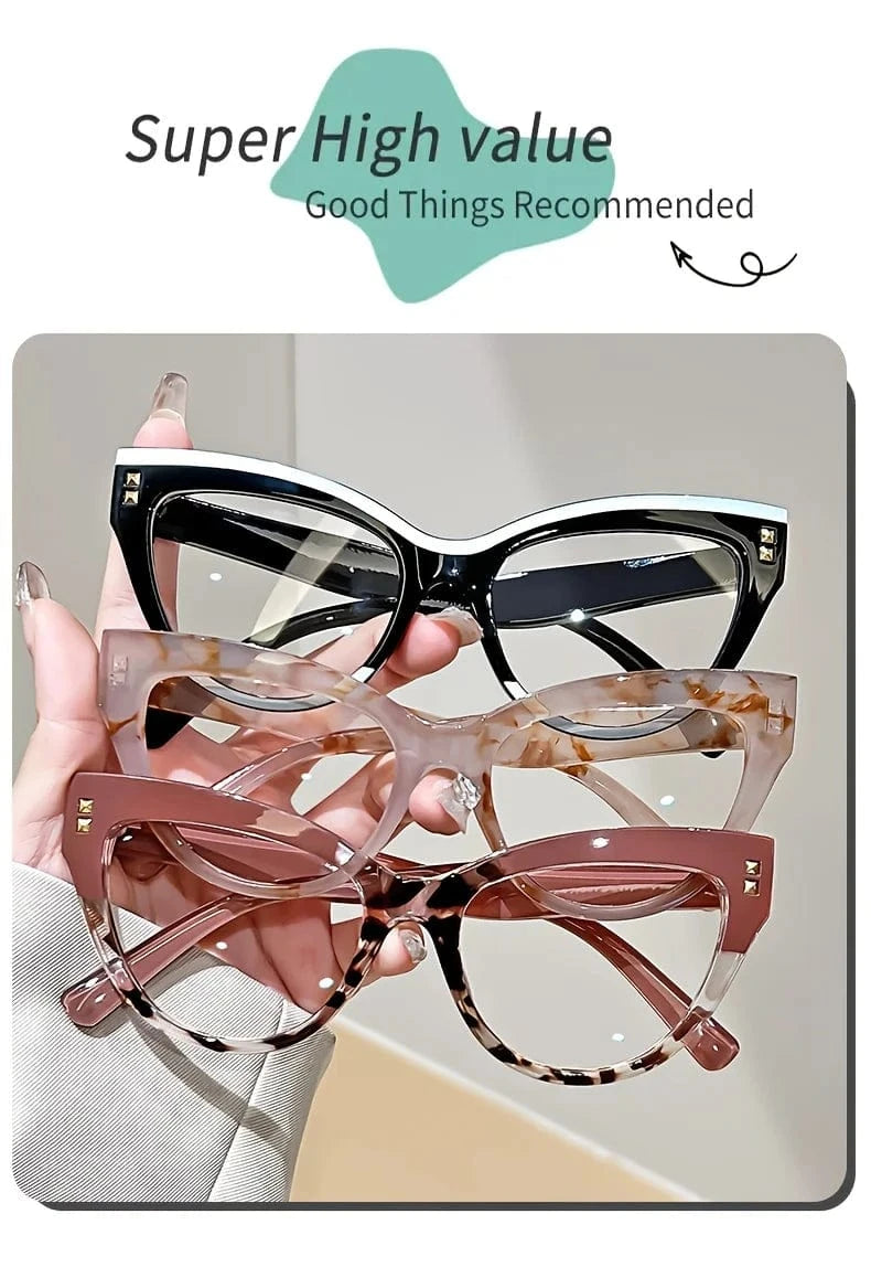 Elegant Cat Eye Reading Glasses with Metal Hinge - Minimalist Color Block Design, Fashion Presbyopic Eyewear +1.0 to +4.0
