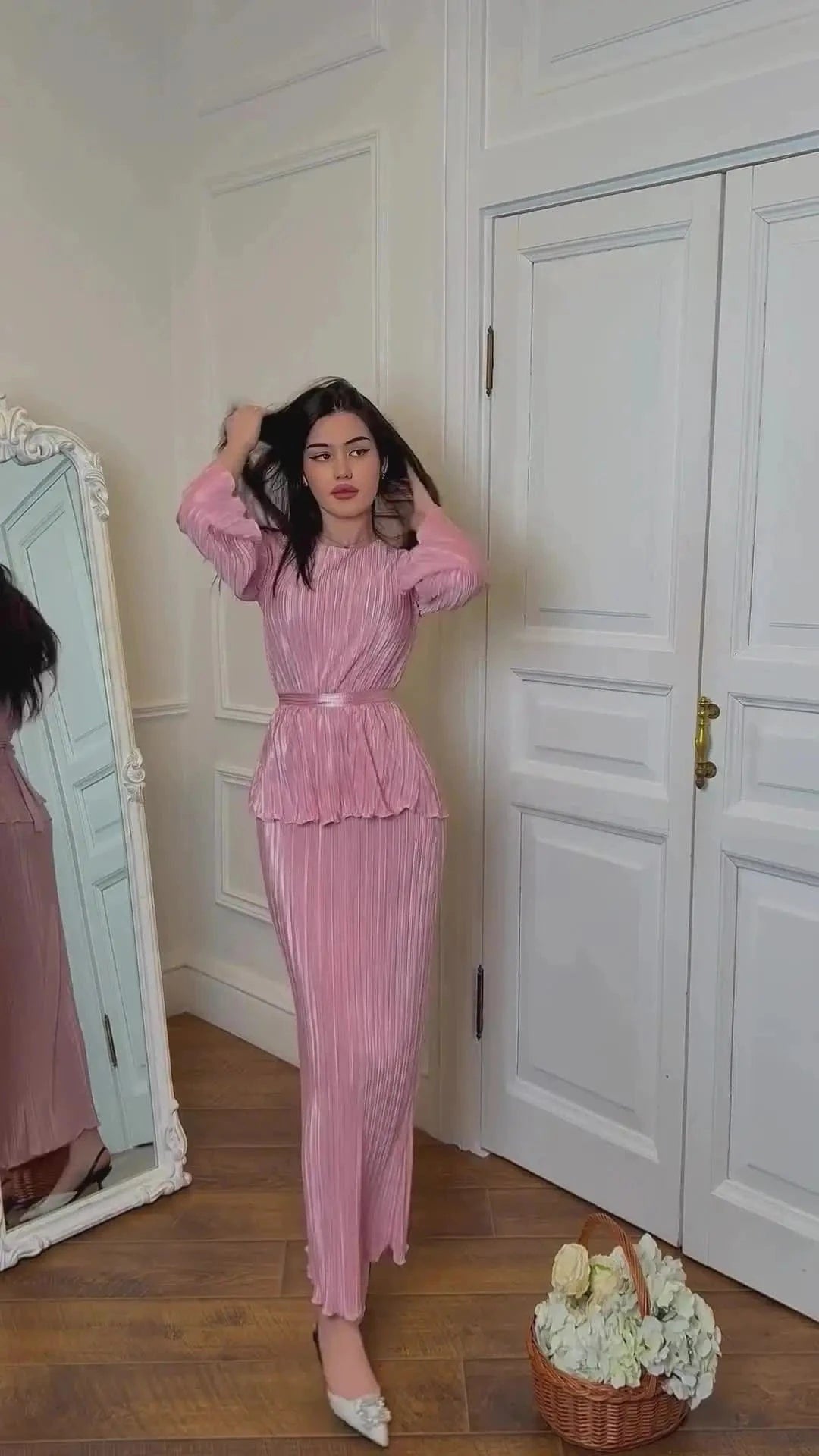 Elegant Eid Abaya Pink Pleated Women'S Set 2024 Fashion Loose O-Neck Long Sleeve Lace-Up Top  Ankle-Length Skirt Party Set