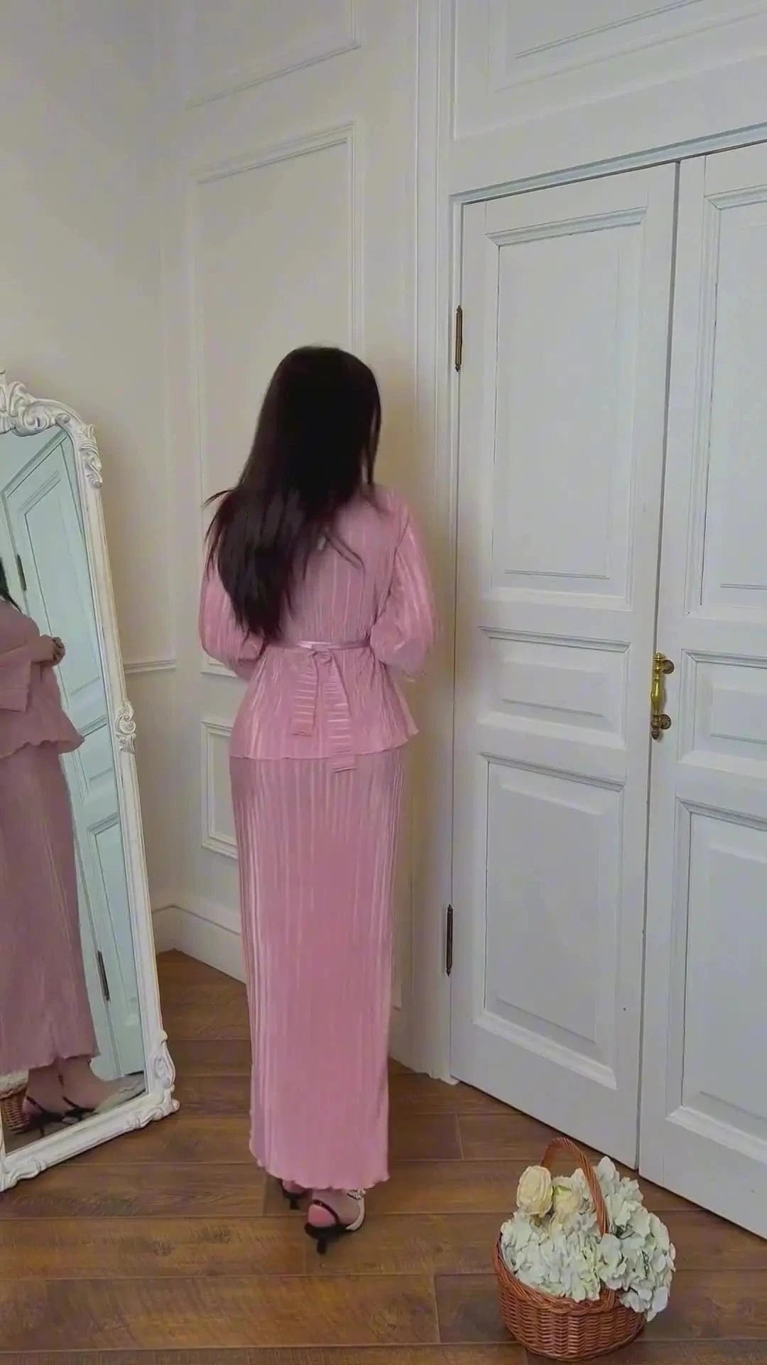 Elegant Eid Abaya Pink Pleated Women'S Set 2024 Fashion Loose O-Neck Long Sleeve Lace-Up Top  Ankle-Length Skirt Party Set