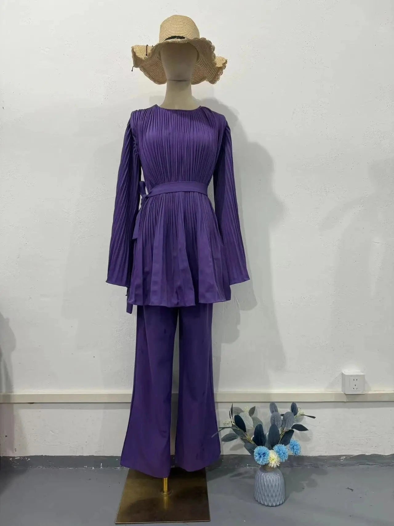 Elegant Pleated Top Two Piece Set Women Loose Long Batwing Sleeve Big Swing Wide Leg Pants Sets Female Suit 2024 Sping Lady Suit