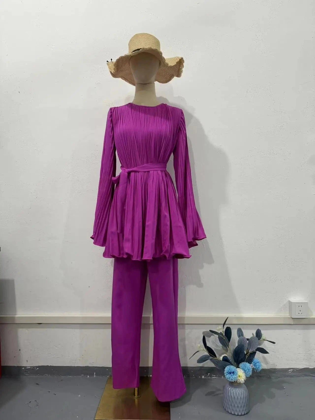 Elegant Pleated Top Two Piece Set Women Loose Long Batwing Sleeve Big Swing Wide Leg Pants Sets Female Suit 2024 Sping Lady Suit