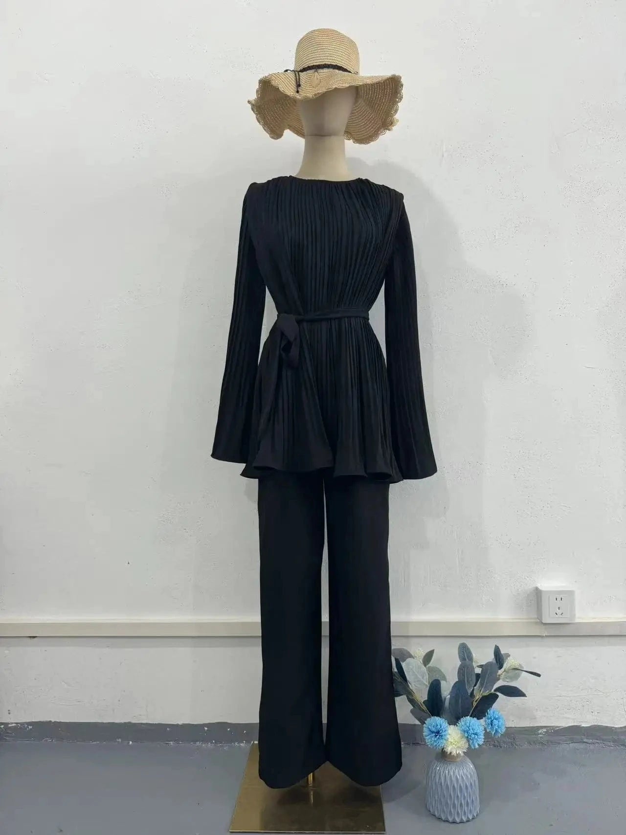 Elegant Pleated Top Two Piece Set Women Loose Long Batwing Sleeve Big Swing Wide Leg Pants Sets Female Suit 2024 Sping Lady Suit